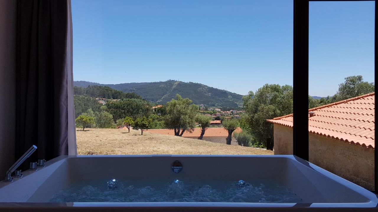 ヴィラ・デ・プーニェ Casas Do Monte De Roquesヴィラ エクステリア 写真