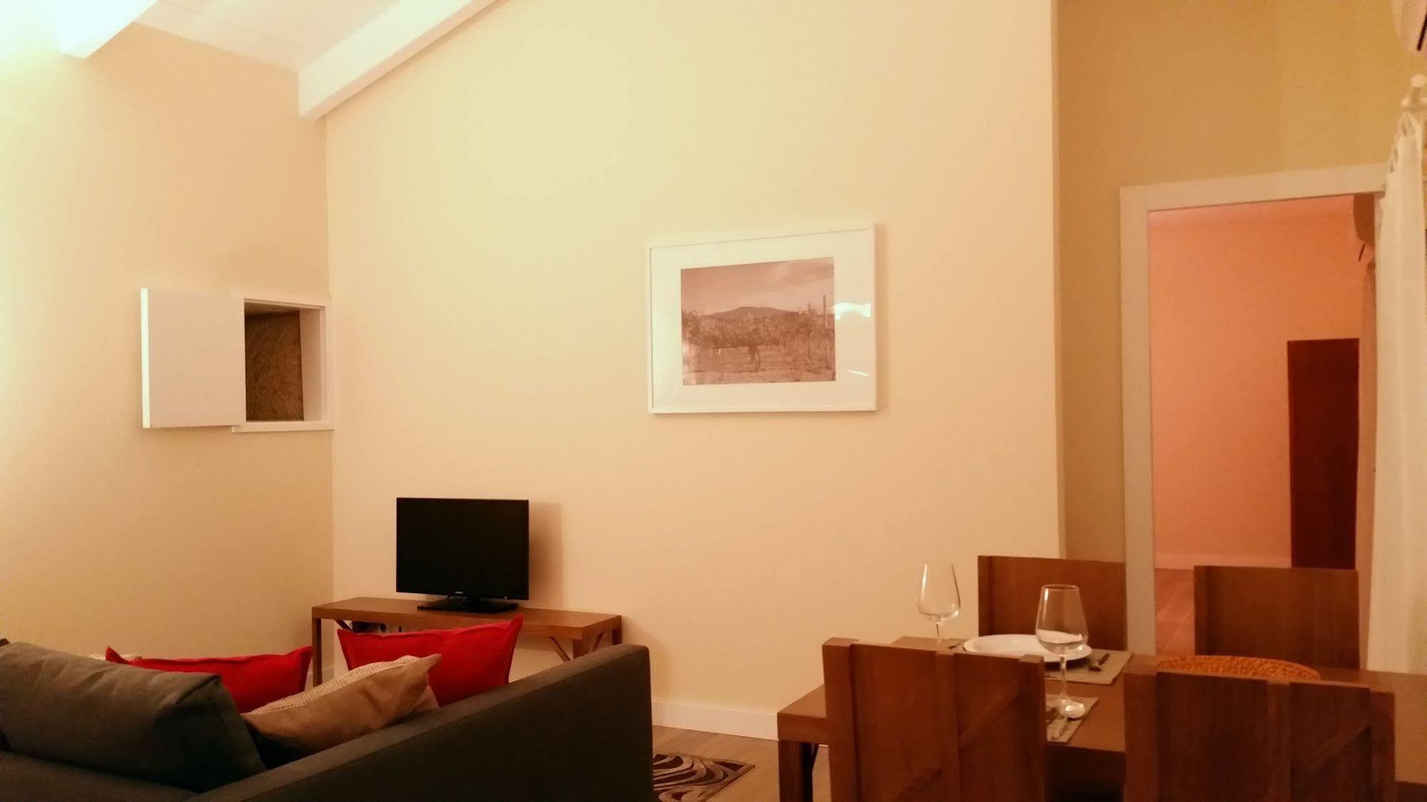 ヴィラ・デ・プーニェ Casas Do Monte De Roquesヴィラ エクステリア 写真